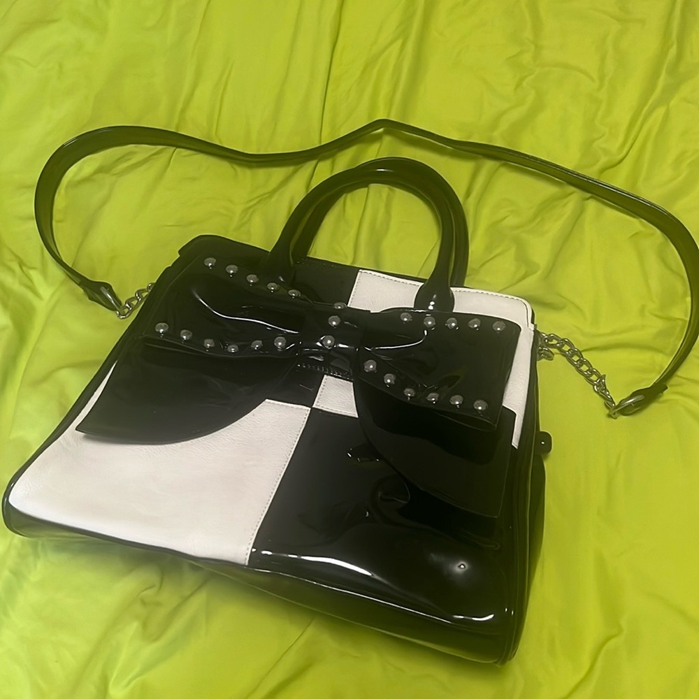 Betsy Johnson Bow purse